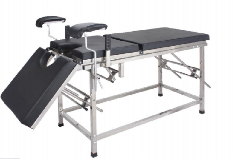 Gynecologic examination bed  AG-GE830A3